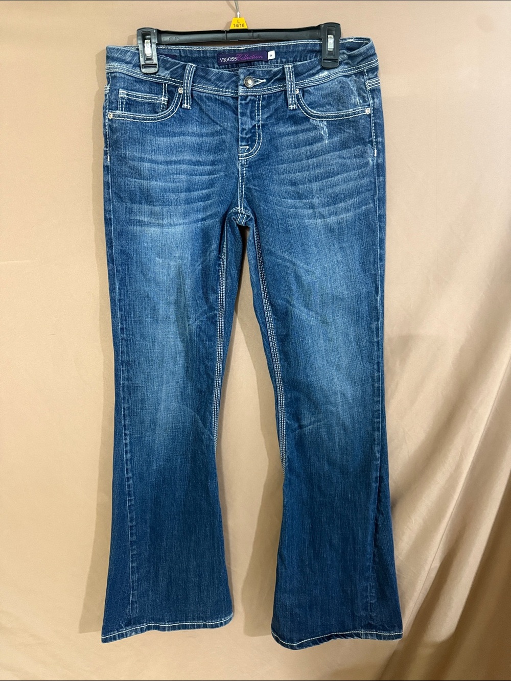 Distressed Women’s Vigoss Flare Jeans Size 9 in Dark Blue Denim